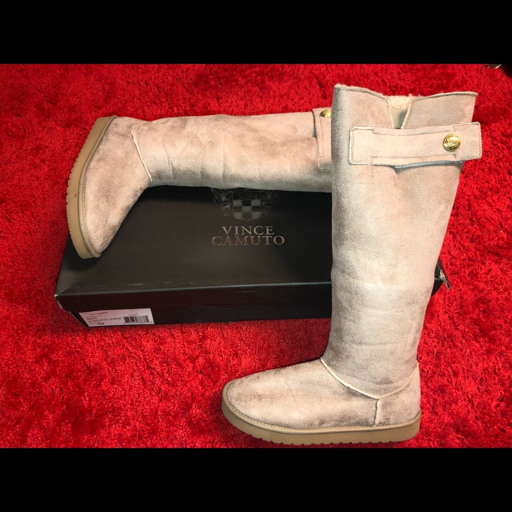 VINCE CAMUTO Tall Boots